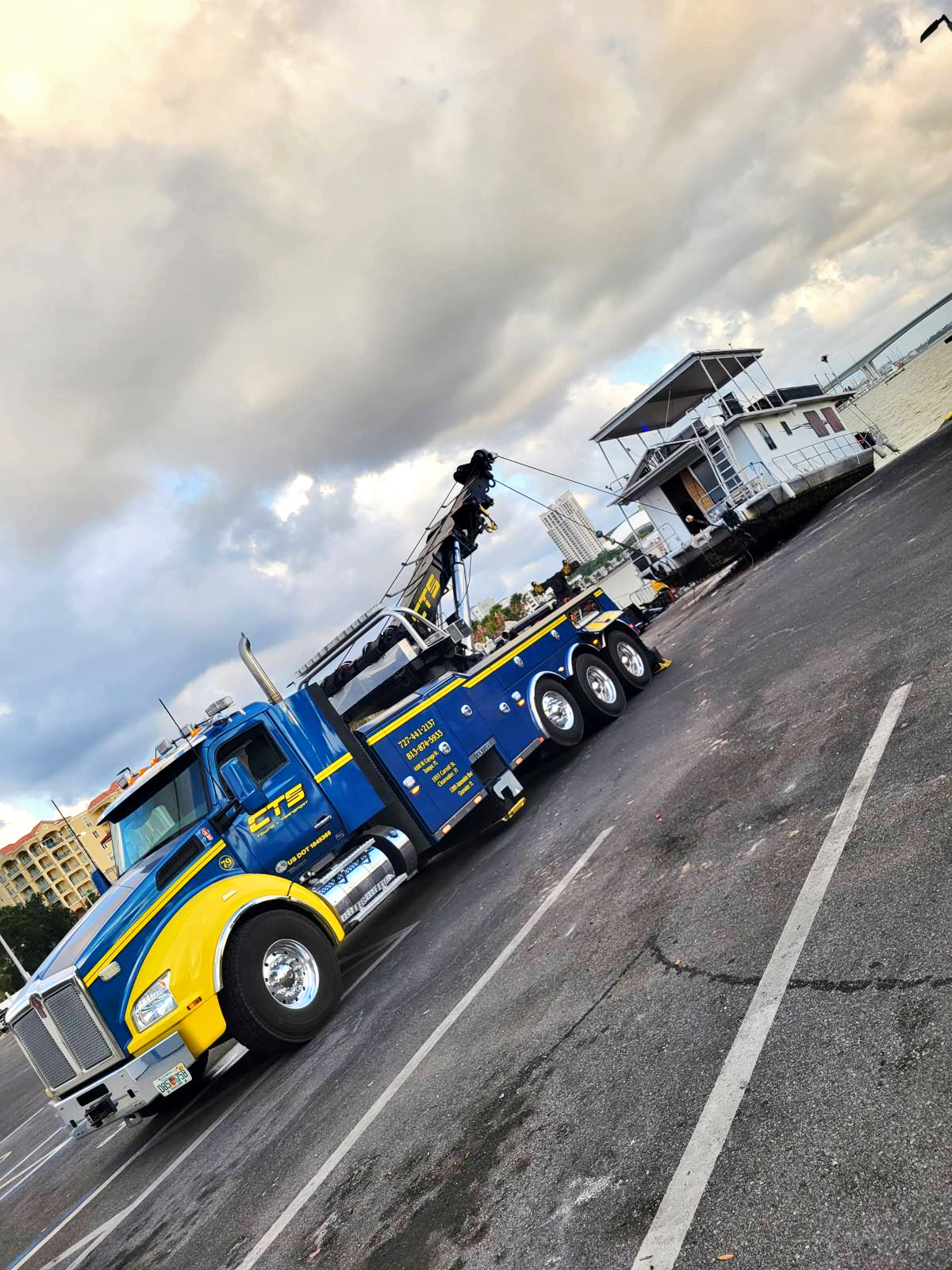 CTS tow truck